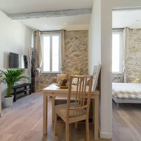 Super Emplacement Charmant Et Lumineux 2 Pieces Διαμέρισμα