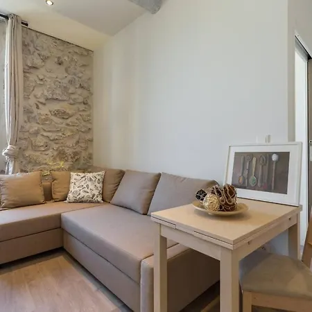 Super Emplacement Charmant Et Lumineux 2 Pieces